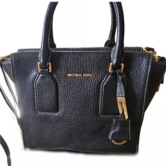 Michael Kors Deep pebbled leather Selby Bag - Picture 1 of 10